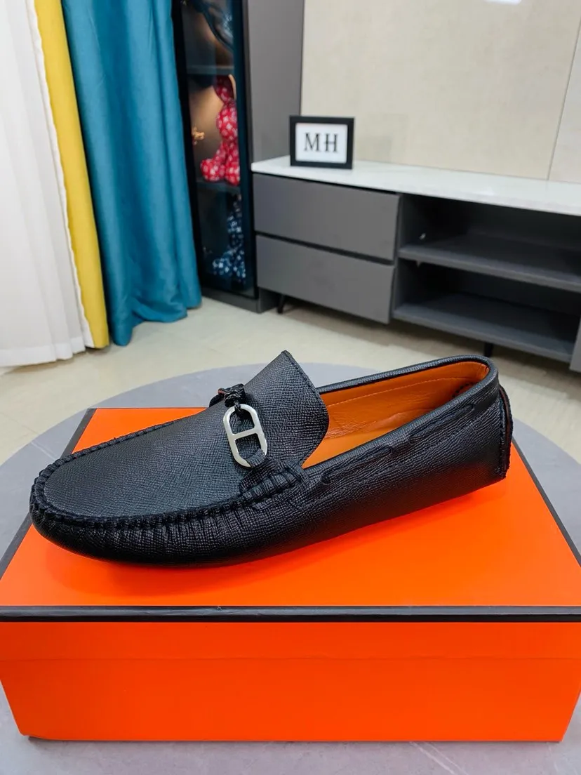 Men's men's shoes 💰458🌹🌹 Comes with packaging [Hermès] Hermès 🚹 Men's new bean slip-on shoes, full of charm, luxury style gentleman's shoes. Hermès exquisite hardware buckle accessories (❌refuse to fade) embossed design elements... interpret the brand image design concept 👑 Material imported cowhide ➕ Selected genuine leather lining ➕ Brand wear-resistant sole stitching 🔍🔍 Size: 38-44